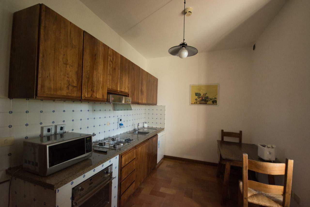 דירות פוליניו Casa Dei Lecci מראה חיצוני תמונה