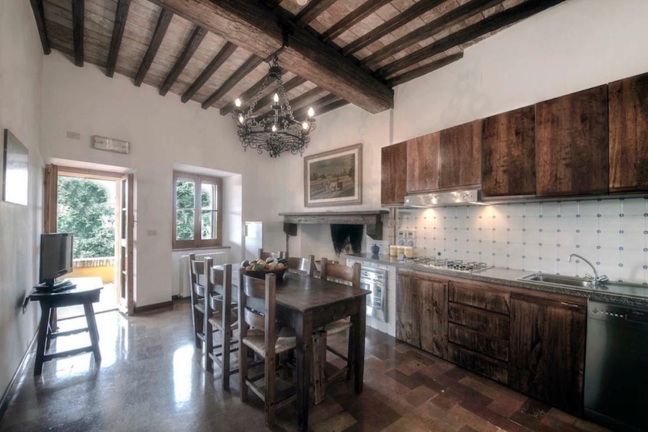 דירות פוליניו Casa Dei Lecci מראה חיצוני תמונה